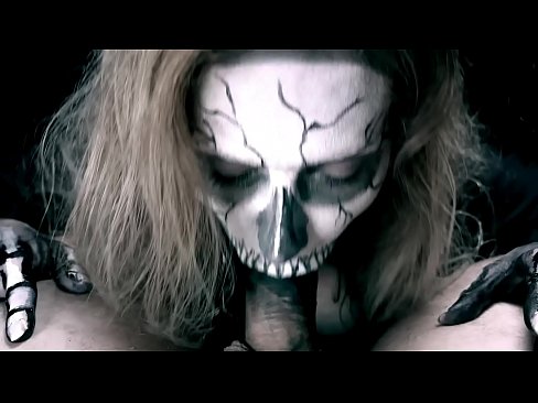 ❤️ Demon nighean sucking cock le a beul dubh agus slugadh cum. ️  Porno  aig gd.rassadakubani.ru ️❤